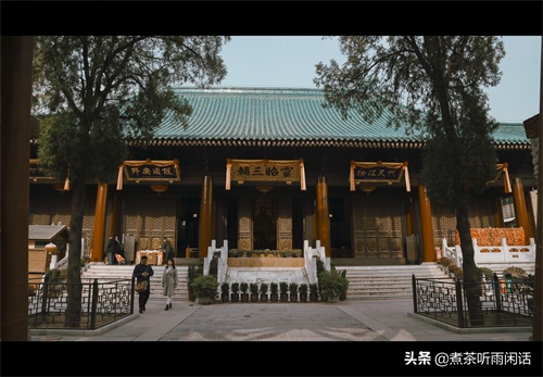 西安老街巷之都城隍庙:一半是众生,一半是神明