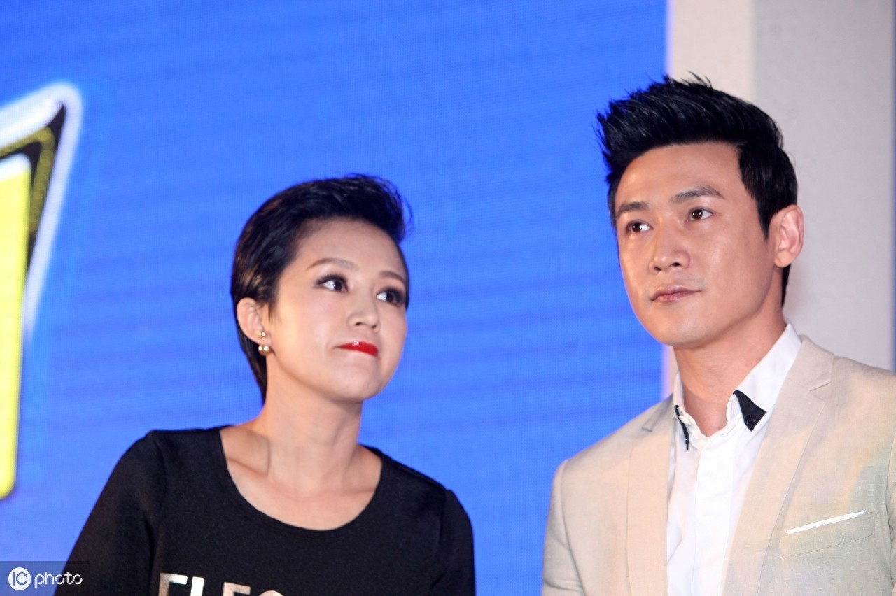 陆毅的老婆鲍蕾，气质一直很好，嫁给好男人超幸福