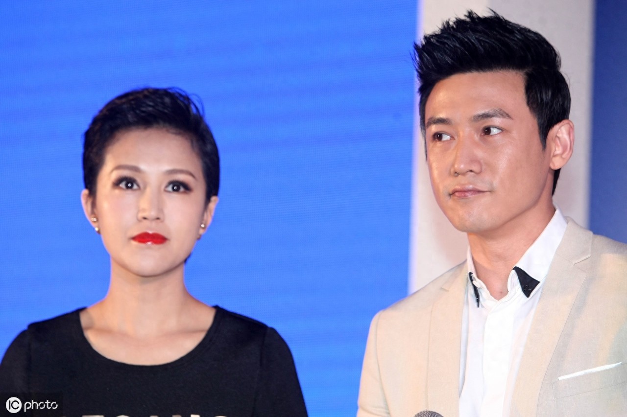 陆毅的老婆鲍蕾，气质一直很好，嫁给好男人超幸福