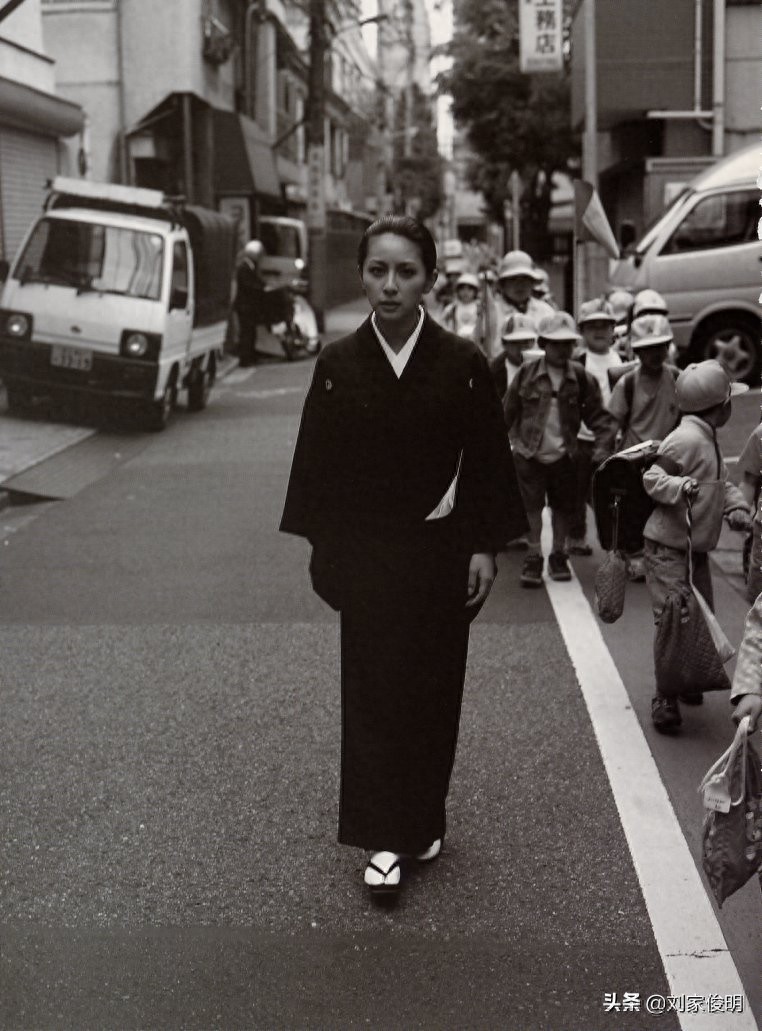 奥菜惠，写真，干净知性的美