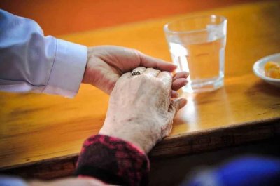 ​三分钟走向死亡！英国“安乐死过山车”，高空转圈，回来尸体已凉