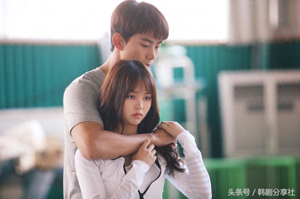 6对韩剧情侣的身高设定简直了！相差25CM显得女主腿好短好粗