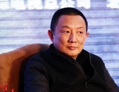 ​演员刘琳：被名导抛弃后，嫁圈外丈夫，如今怎么样了？