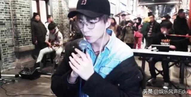 “刘宇宁”十年心酸成名史：从草根到明星，他的成功无人能复制