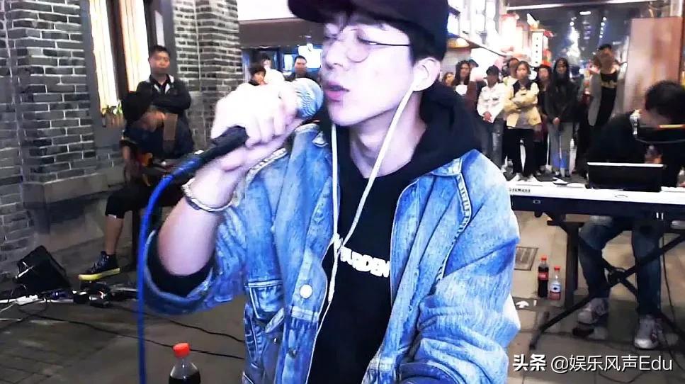 “刘宇宁”十年心酸成名史：从草根到明星，他的成功无人能复制