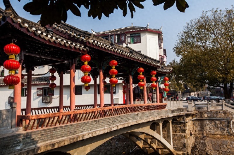 三河古镇,中国历史文化名镇、全国文明村镇