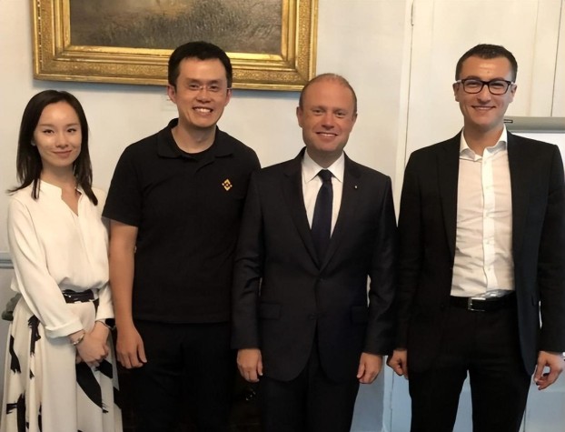 华人首富赵长鹏的简历介绍,赵长鹏个人经历介绍