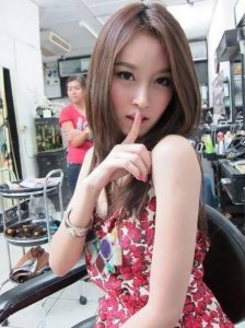 ​Rose：泰国人妖皇后和最美泰国变性艺人