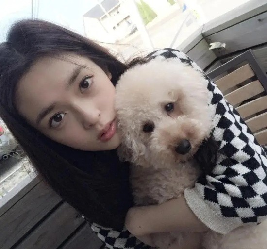 日本九五后女星矢作穗香,刘亦菲日本分菲!