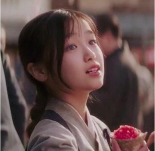 ​小千代的眼睛是真的吗