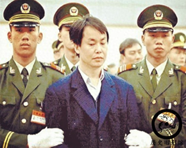 一组建国以来的悍匪老照片：个个心狠手辣，图五是刘华强原型