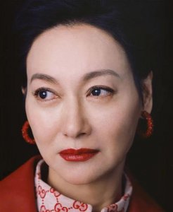 ​3岁要饭、13岁做舞女，22岁我是金像奖影后