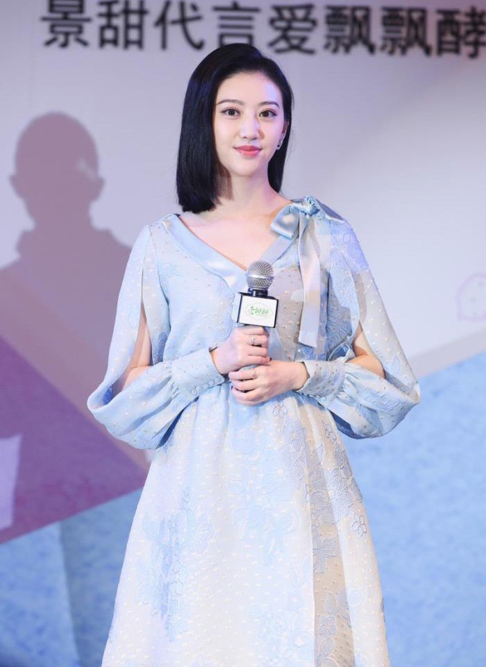 景甜的家世到底有多强大 背景关系比韩雪还要硬