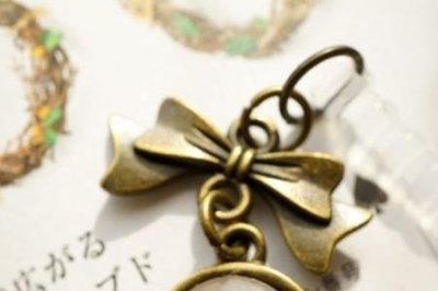 ​古铜色怎么调出来水彩