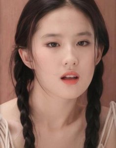 ​刘亦菲和杨幂地位谁高(刘亦菲神仙姐姐 仙女姐姐)