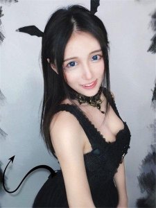 ​富二代遭斗鱼主播周子琪殴打 公布素颜照报复