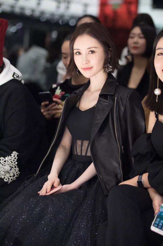 30岁的舒畅剪“摩卡波波头”发型,变的像18岁的少女,这下真红了