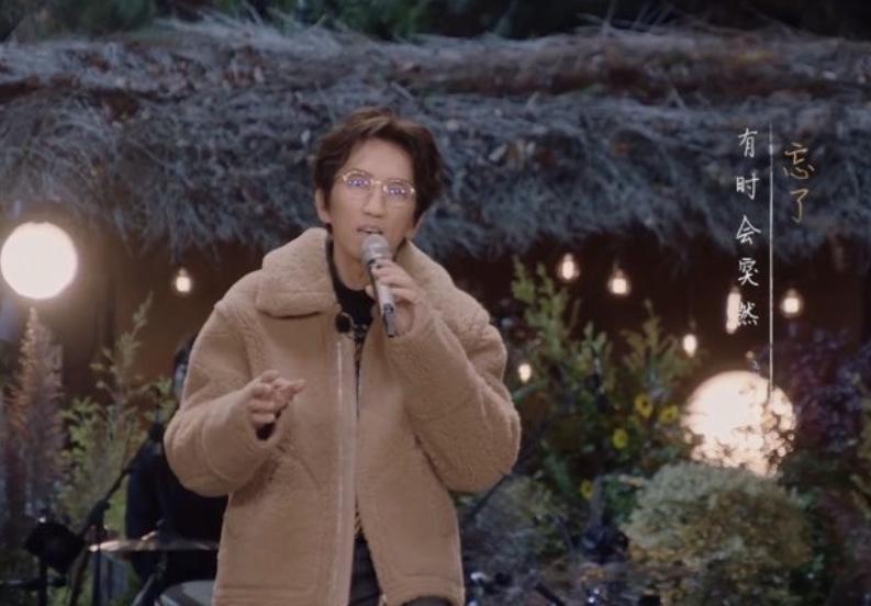 没离开过原唱是谁(娱乐|从《歌手》炫到《时光音乐会》:林志炫的高光时刻)