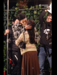 ​吴磊赵今麦吻戏路透视频曝光 在暴雪时分故事简介