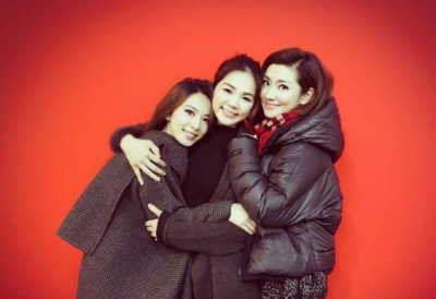 ​任家萱烧伤前后对比照(全身烧伤险去世，老公离她而去如今终痊愈)