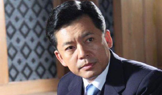 何政军出道多年至今无绯闻,妻子原来是她,网友真让人羡慕啊