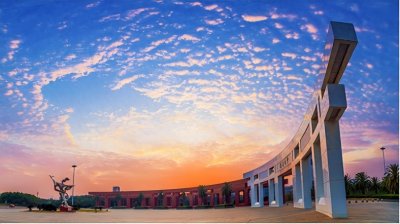 ​江西之所以成为＂阿卡林省＂其一重要原因是缺乏国立高等院校