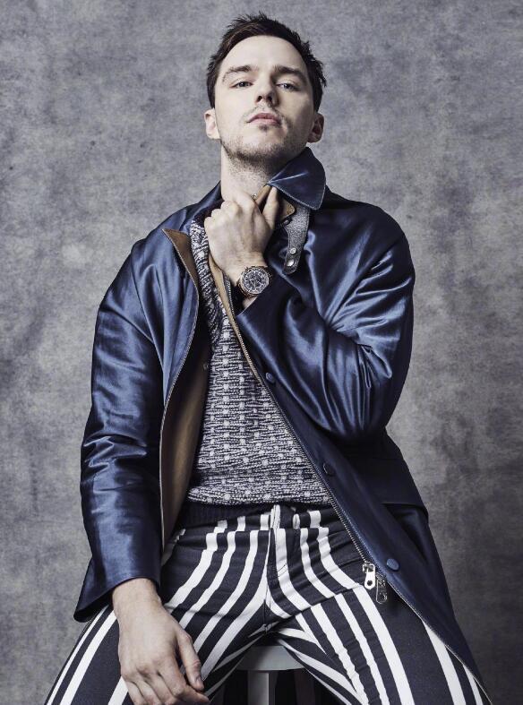 欧美童星长大后对比照男(打破了童星必长残魔咒)(6)