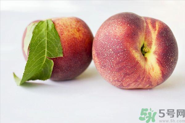 桃子和梨子能一起吃吗?桃子和梨子一起吃好吗? 桃子和梨子能一起吃吗?桃子和梨子一起吃好吗?