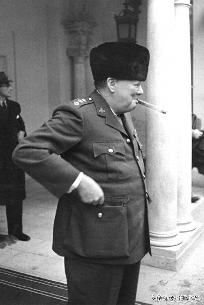 老照片上的历史大事件,雅尔塔会议真实影像,丘吉尔真是烟不离嘴
