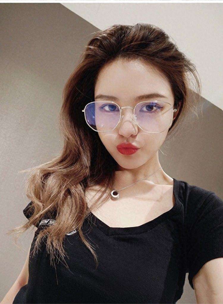 罗志祥前女友“周扬青”的介绍,网友:果然是爱追星的富二代