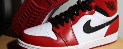 ​aj怎么容易穿进去 aj1穿起来