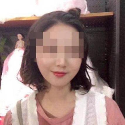 滴滴遇害女孩微博，生前乐观善良从事教育行业，滴滴全国下线顺风车