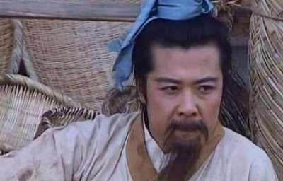 ​刘表是刘备的表亲，为何却很不待见刘备呢？