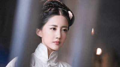 ​女真第一美女，撕毁和努尔哈赤的婚约，33岁才嫁人，被人称为老女