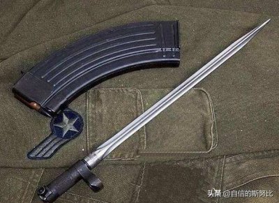 ​一代传奇武器-三棱军刺
