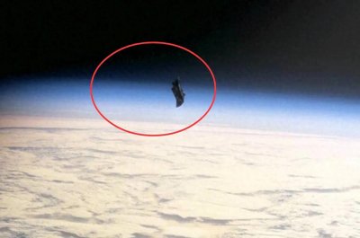 ​神秘黑骑士卫星：地球13000年的守护者还是太空垃圾？