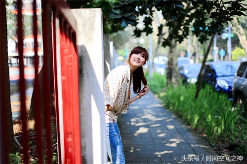 台湾模特晶晶时尚长腿美女甜美街拍写真集