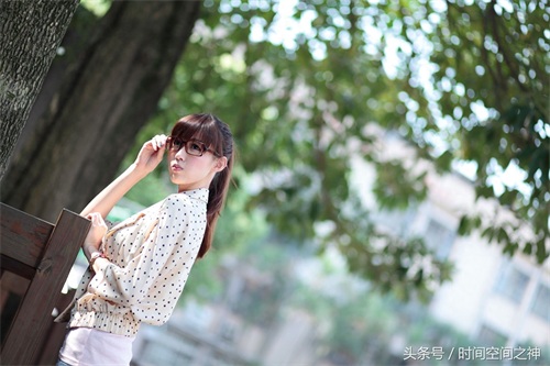 台湾模特晶晶时尚长腿美女甜美街拍写真集