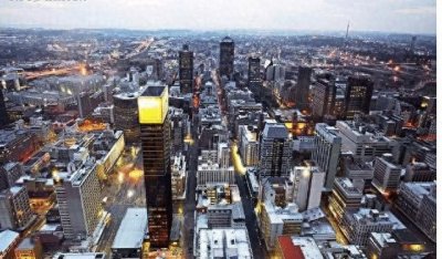 ​非洲最有钱的国家，部落酋长过着帝王般的生活，金子仅是小孩玩具