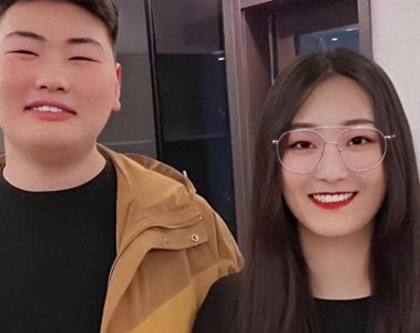 ​大衣哥儿子朱小伟，二婚娶娇妻老师，很幸福