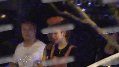 ​陈羽凡与美女通宵唱K，染红色头发超社会，对方系昔日同居“毒友”？