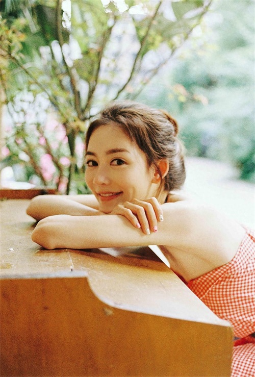 组图:内地女演员罗米