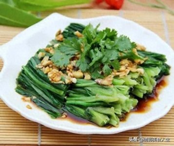 ​油麦菜的别样做法，只需拌一拌，清新爽口，一分钟就能做好