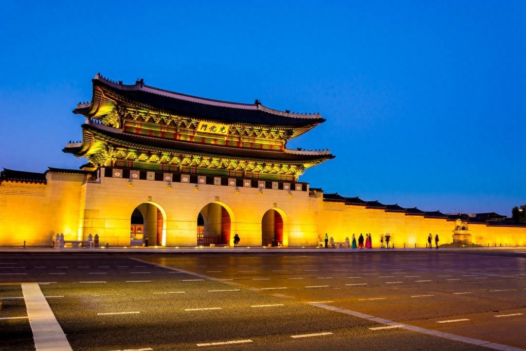 景福宫是朝鲜王朝时期韩国首尔的五大宫之一，也是朝鲜王朝的正宫