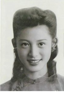 ​跨越时空的美貌，不一般的网红徐谟佳