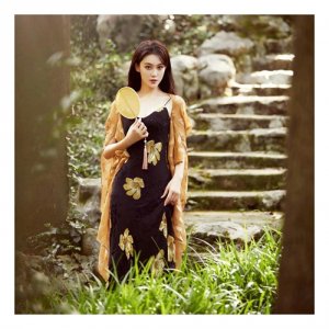 ​张馨予：外貌与气质并存的美女，热心公益，备受尊重