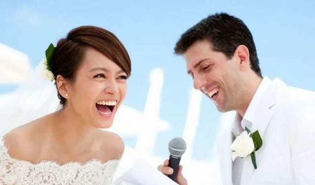 梁咏琪结婚照大曝光（梁咏琪和西班牙籍老公的跨国婚姻）