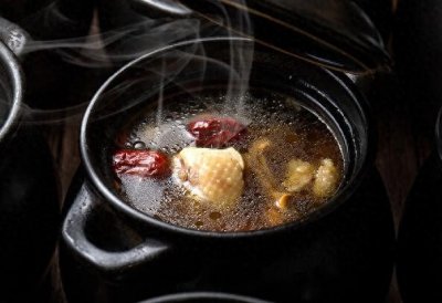 ​品味千年记忆——南昌瓦罐汤