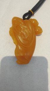 ​黄龙玉值钱与否，没有种水只有颜色没有收藏价值