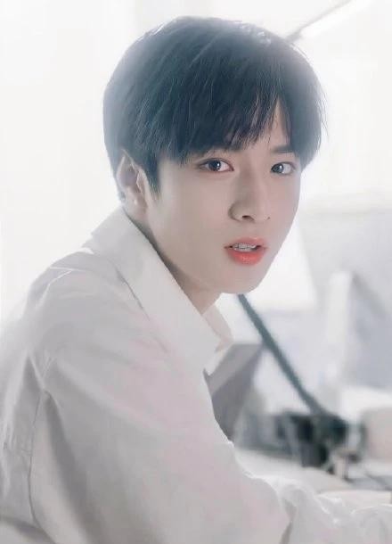 宋亚轩个人资料身高体重（TNT时代少年团介绍）